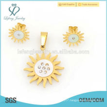 2015 316l stainless steel crystal set yellow gold flower jewelry for engagement wholesale
